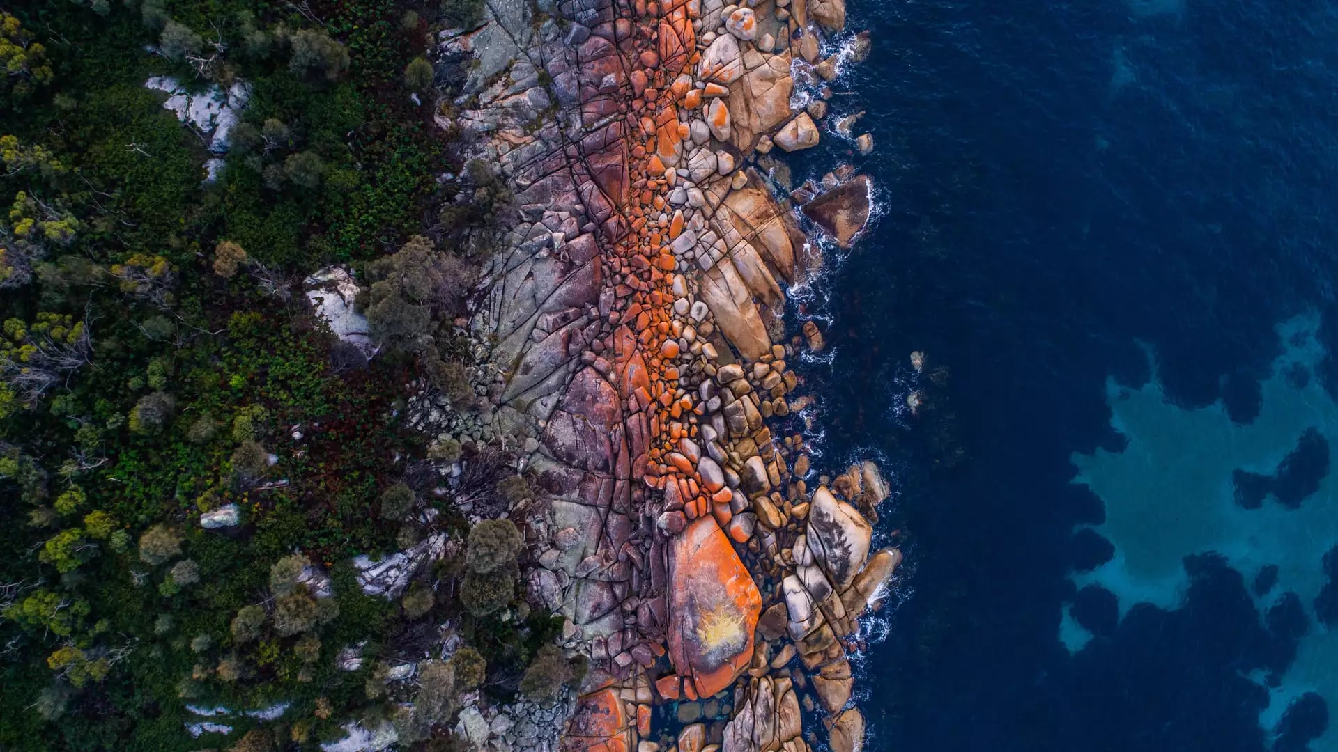 Tourism-Tasmania–Bay-of-Fires–Hero-TAS–Dec-25