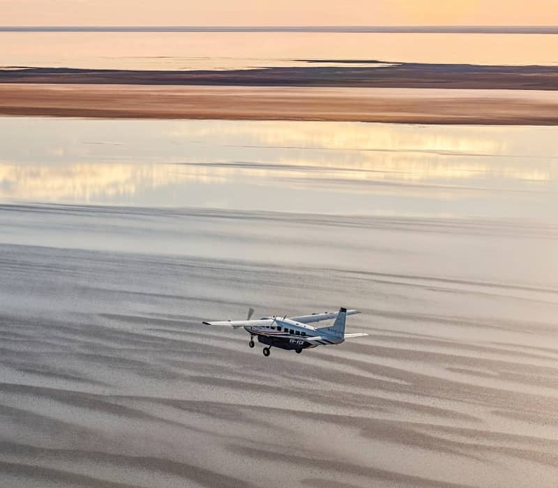 Outback-spirit-lake-eyre-south-australia-tours_9_.jpg